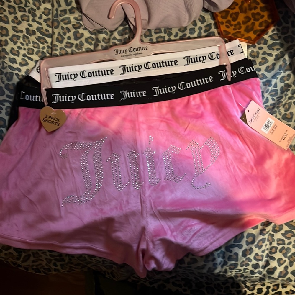 AUTHENTIC BEDAZZLED Juicy couture velour shorts